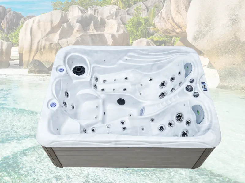Spa compact Le Mahé pour 3 personnes